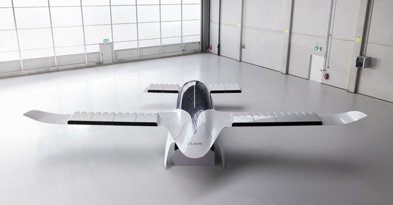 flying-car-startup-eyes-2025-takeoff-following-us,-eu-certification