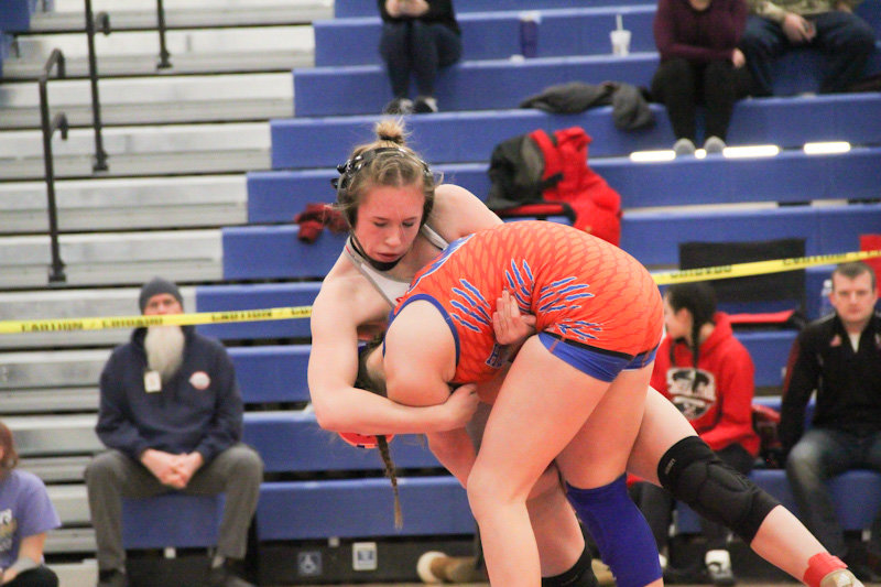 mat-roundup:-mexico-girls-won-pair-of-duals;-mexico-boys-jv-third-at-blair-oaks,-north-callaway-5th