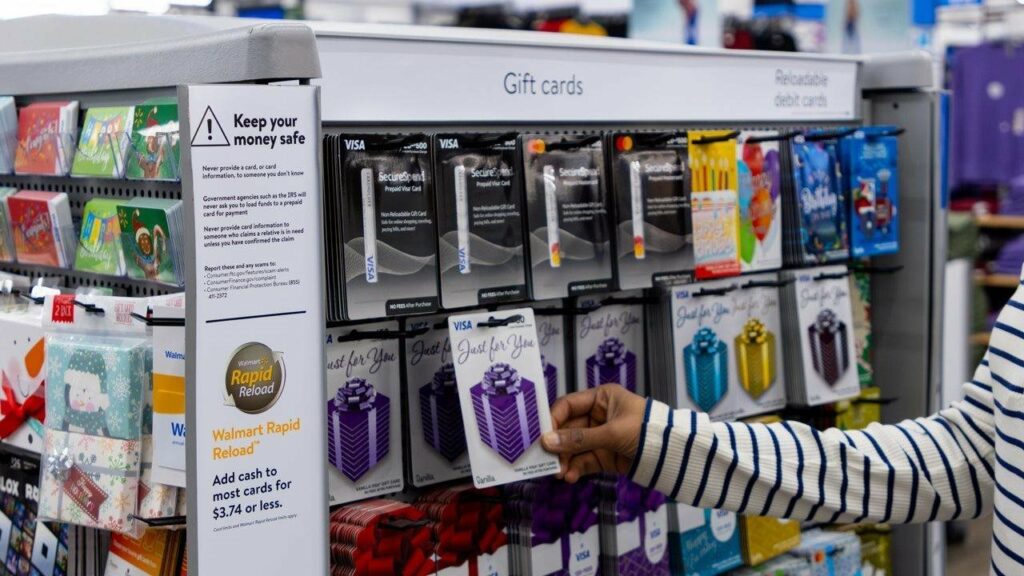 4-tips-to-gift-safely-and-avoid-gift-card-scams-this-holiday-season