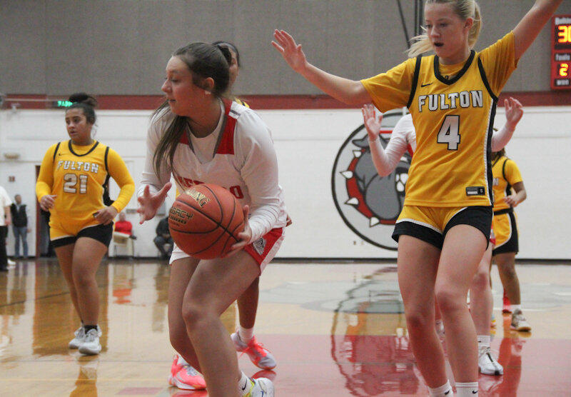 lady-bulldogs’-huge-offensive-dip-leads-to-36-33-loss-to-arch-rival-fulton