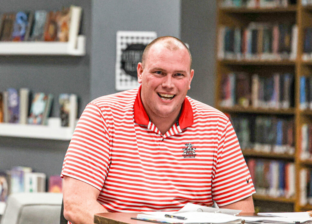 larson-to-leave-community-r-vi-for-bowling-green