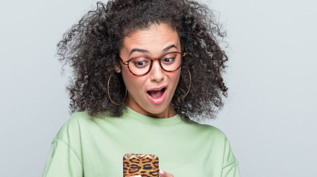 4-popular-apps-to-learn-random-and-interesting-facts