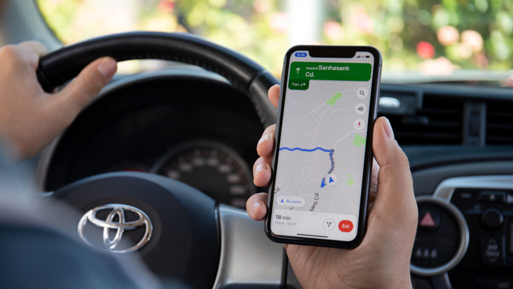 how-to-report-problems-on-the-road-in-google-maps-app