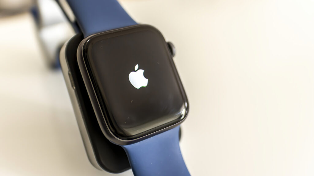 apple-watch-frozen-while-updating?-here’s-what-might-be-wrong