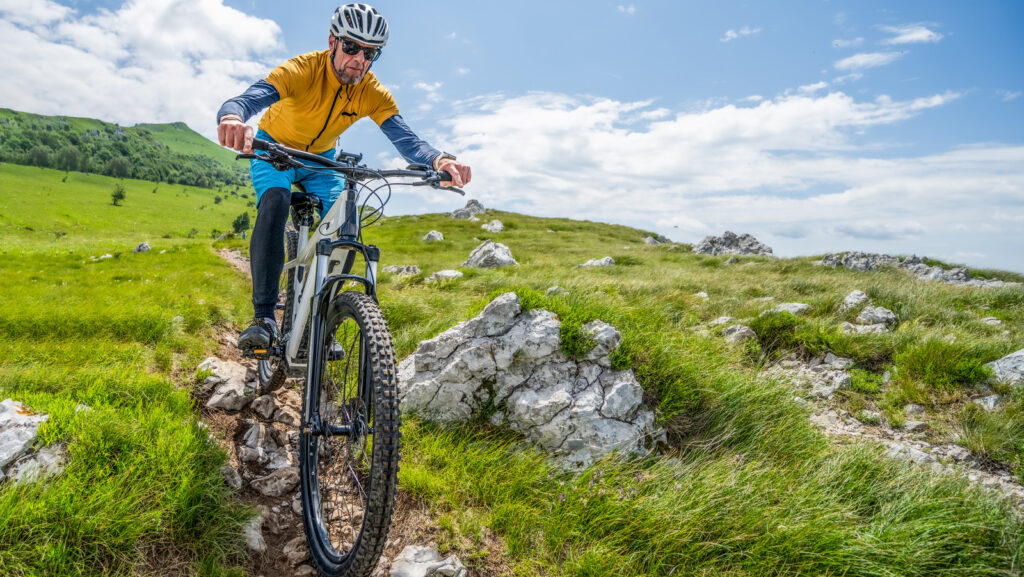 5-electric-bikes-built-for-rough-terrain