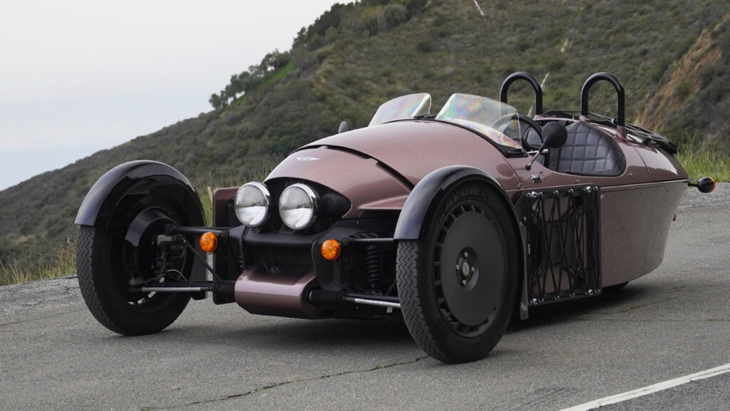 2024-morgan-super-3-review:-three-wheel-fun-comes-with-compromises