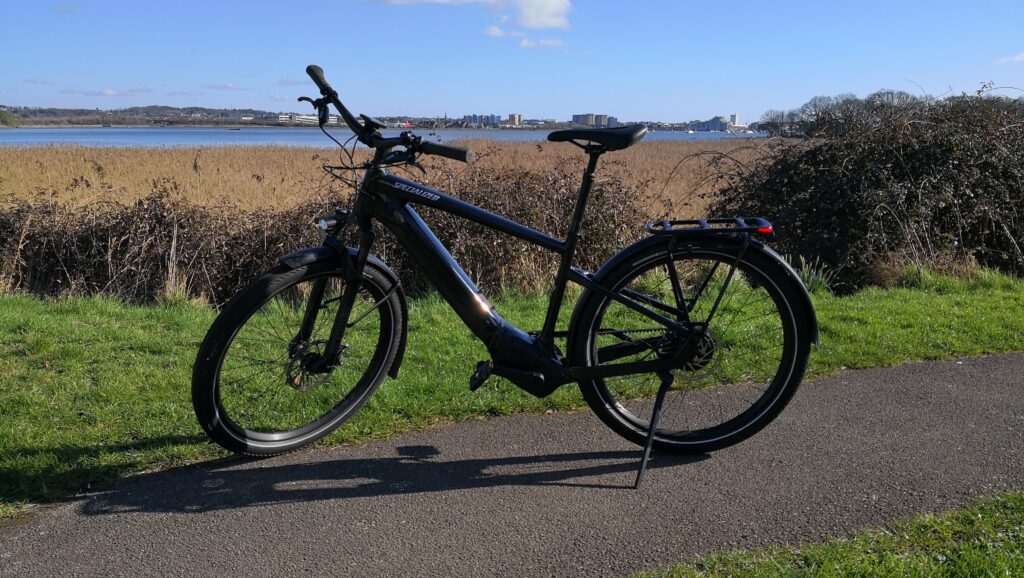 specialized-turbo-vado-5.0-review:-urban-e-bike-with-mass-appeal