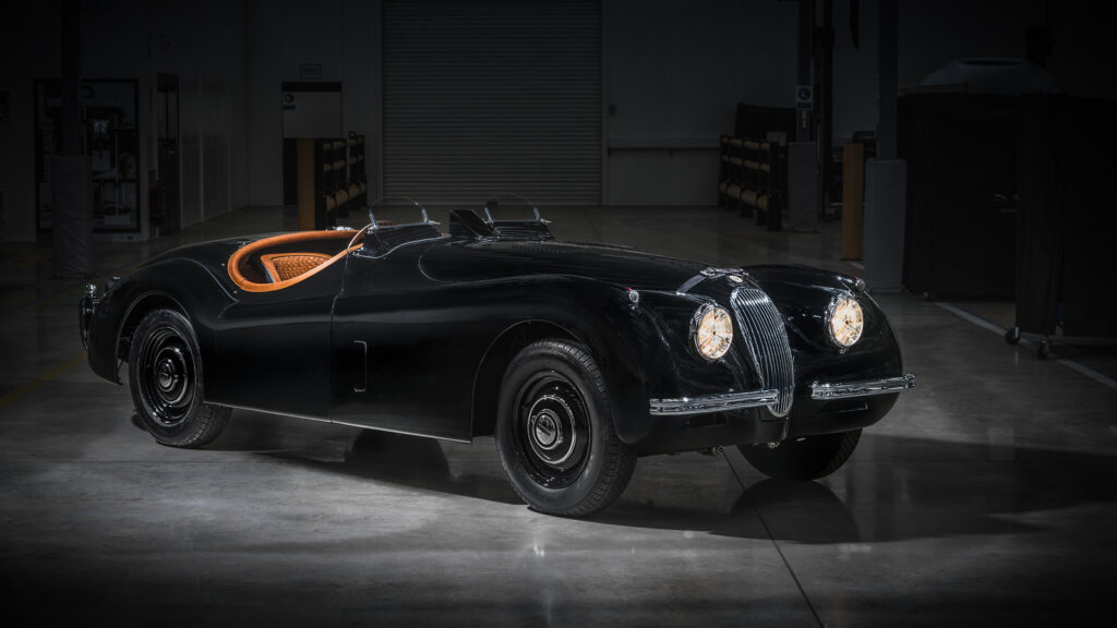 everything-to-know-about-jaguar’s-xk6-inline-6-engine