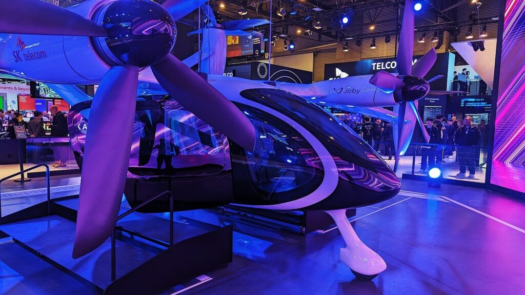 best-moments-of-mwc-2024-day-2:-flying-cars,-fake-soup,-and-a-nothing-phone