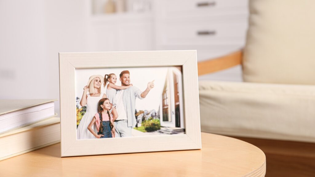 what-you’ll-need-to-get-started-on-your-own-raspberry-pi-digital-photo-frame