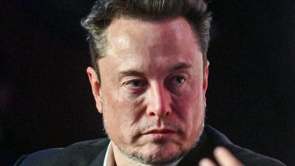 elon-musk-sued-by-fired-twitter-executives-seeking-millions