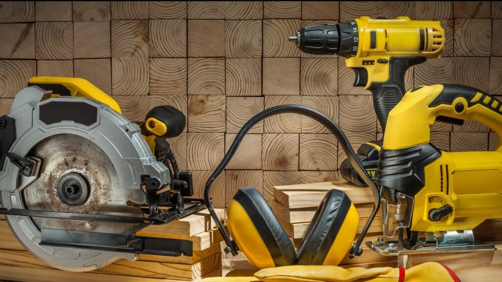 lowe’s-vs.-home-depot:-which-offers-the-most-affordable-&-reliable-power-tools?