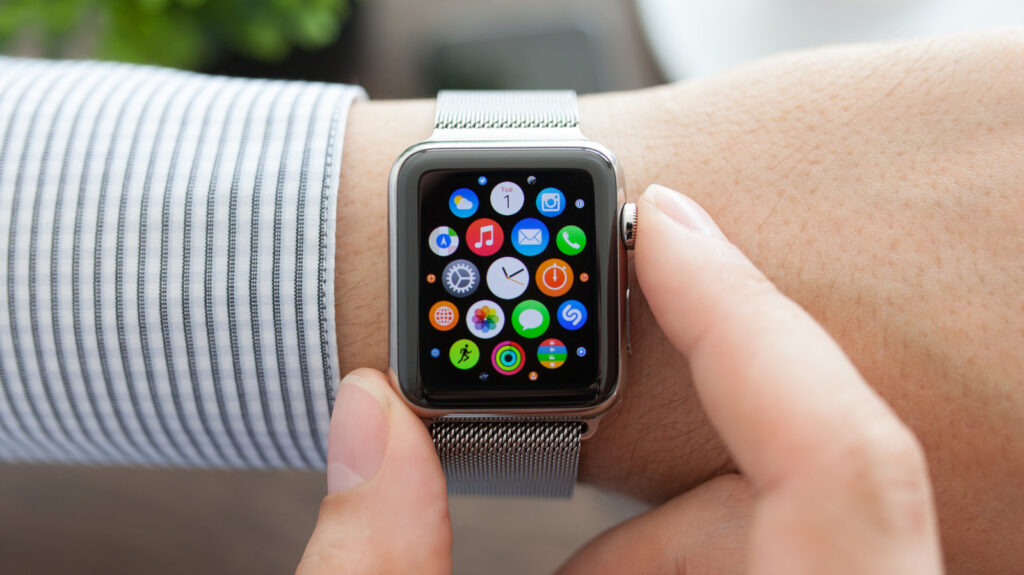 3-popular-smart-home-devices-you-can-use-with-apple-watch