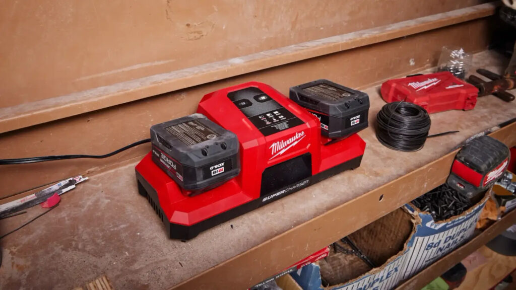 how-fast-are-milwaukee’s-super-chargers-&-which-batteries-do-they-work-with?