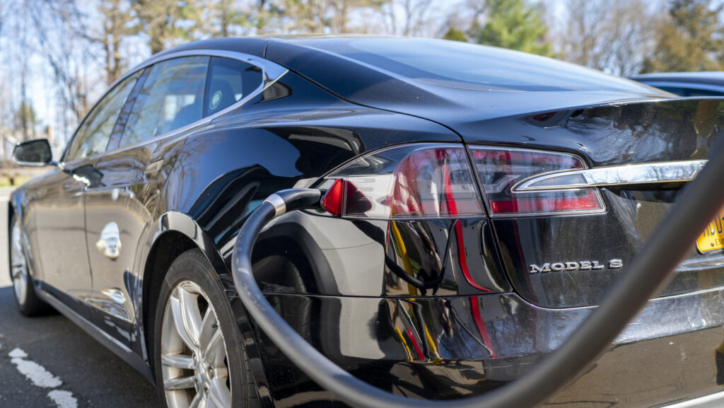 what’s-the-difference-between-tesla-model-s-and-model-3?