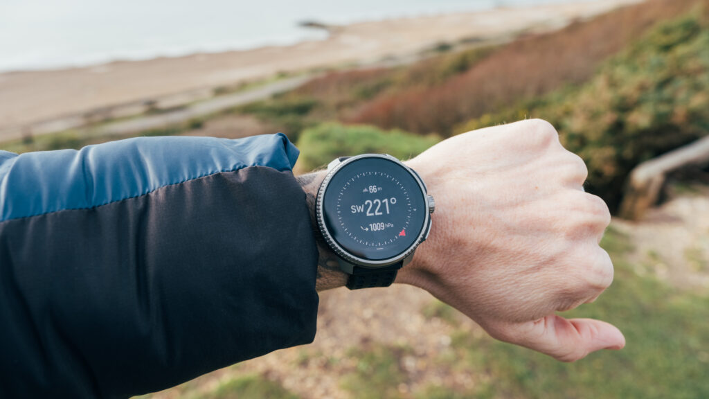 suunto-race-review:-an-affordable-fitness-watch-with-some-compromises