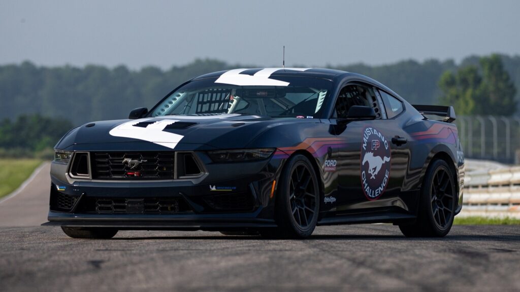 10-reasons-the-ford-mustang-dark-horse-r-is-such-an-expensive-car