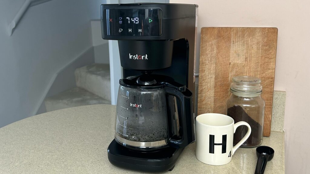 instant-infusion-brew-12-cup-coffee-maker-review:-a-simple-and-affordable-coffee-maker