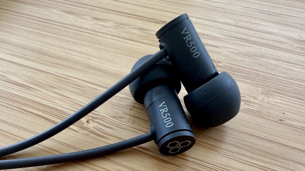 final-vr500-review:-unassuming-wired-in-ear-headphones-that-have-it-where-it-counts