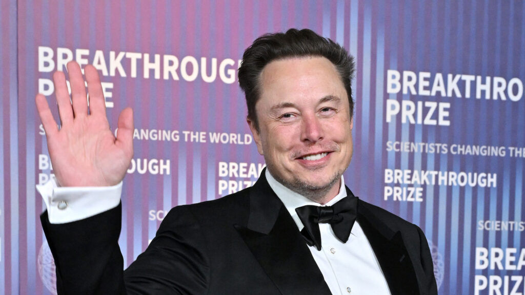 elon-musk-clarifies-tesla’s-supercharger-plans-as-layoffs-hit-charging-team