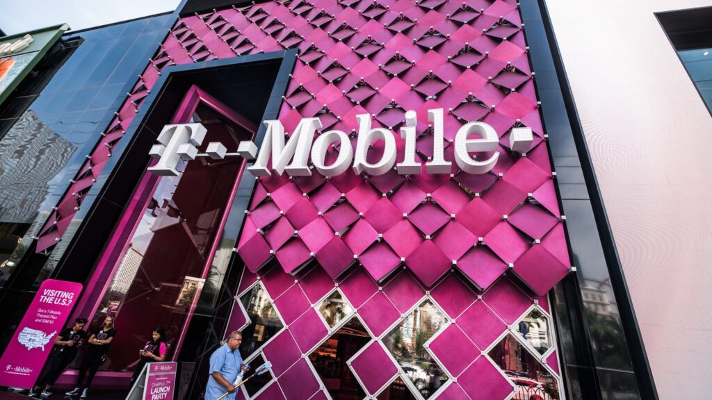 t-mobile’s-coverage-map:-how-it-compares-to-other-cellular-providers