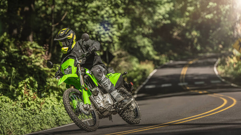 5-of-the-best-dual-sport-motorcycles-for-beginners