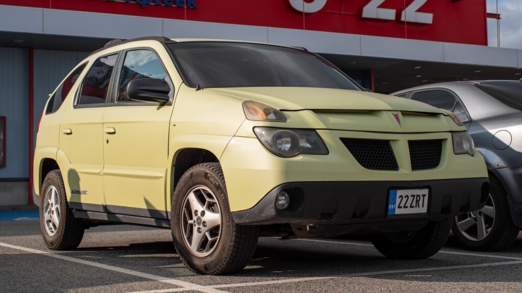 10-pontiac-aztek-features-that-prove-it-was-a-cool-car