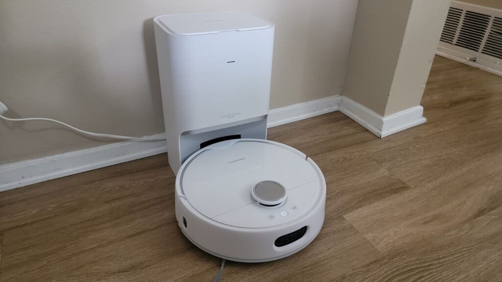 switchbot-s10-review:-this-mopping-robot-vacuum-is-almost-completely-hands-free