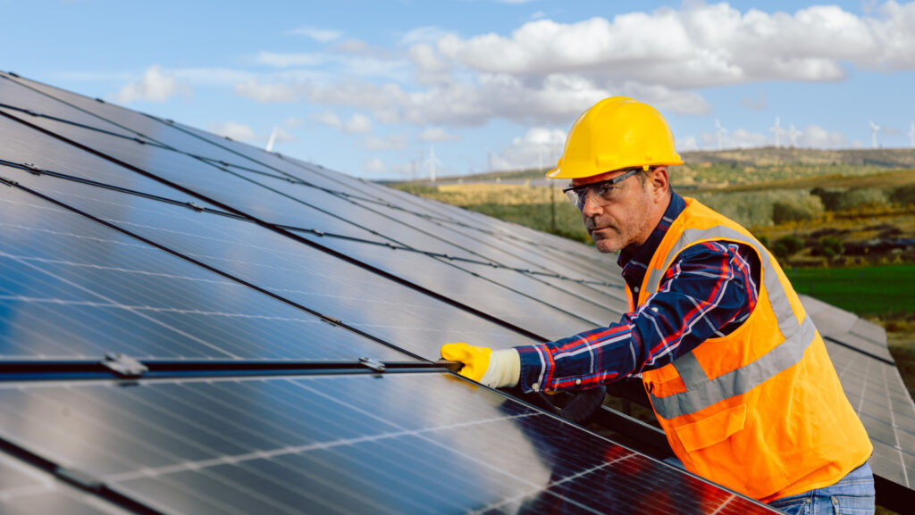 are-solar-panel-tax-credits-refundable?-what-you-need-to-know