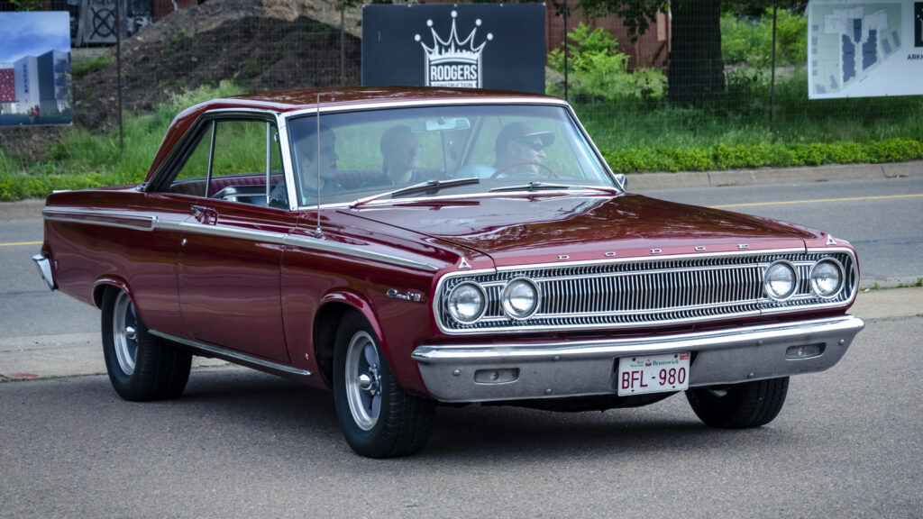 8-iconic-vehicles-with-slant-6-engines