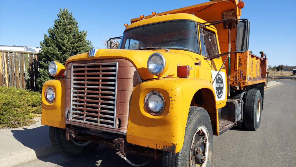 who-makes-the-dt466-diesel-engine-&-how-much-horsepower-does-it-produce?