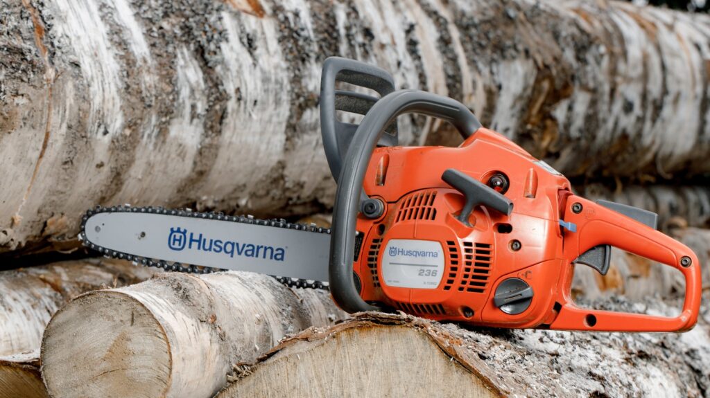 these-are-the-most-powerful-gas-powered-chainsaws-available-from-every-major-brand
