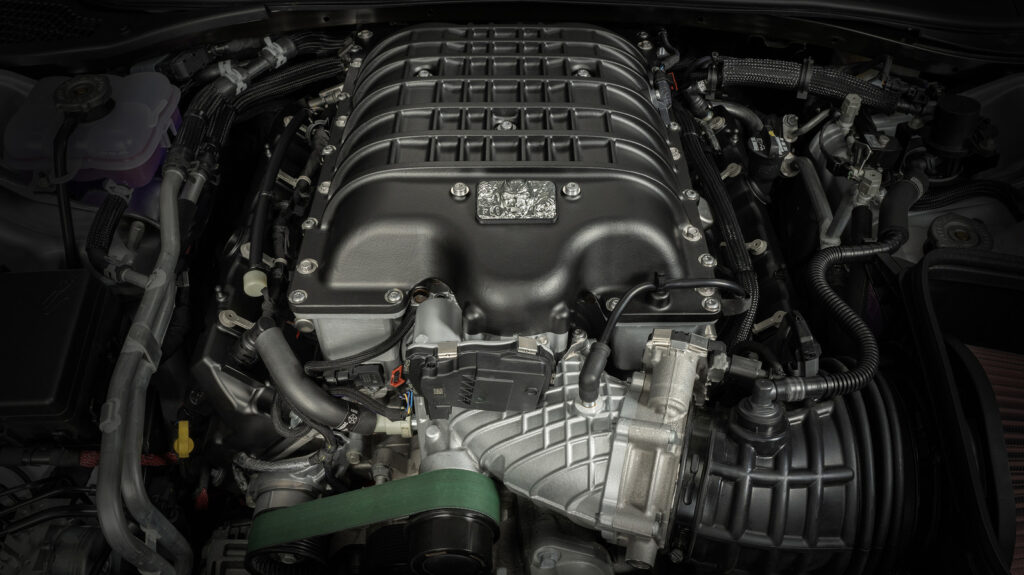 8-most-powerful-engines-put-in-the-dodge-challenger