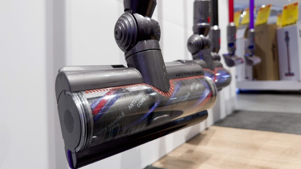 these-are-the-most-powerful-cordless-vacuums-available-from-every-major-brand