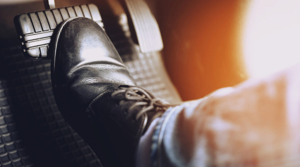 what-you-need-to-do-if-your-brakes-fail-while-driving