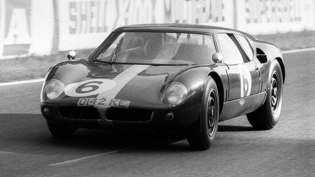 all-about-the-lola-mk6-gt:-the-car-that-inspired-the-ford-gt40