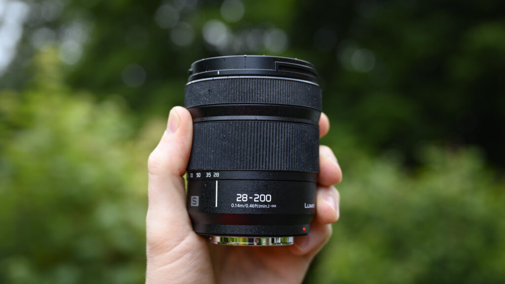 panasonic-lumix-s-28-200mm-f4-7.1-macro-ois-review:-the-travel-lens-that-puts-the-«super»-in-super-zoom