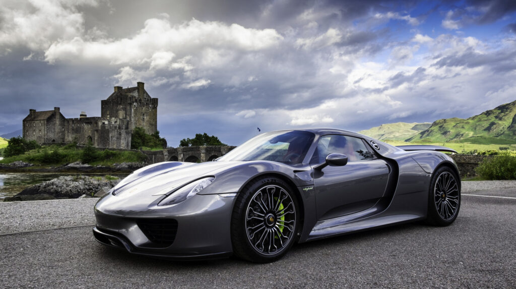 10-performance-cars-that-prove-downsizing-isn’t-so-bad-after-all