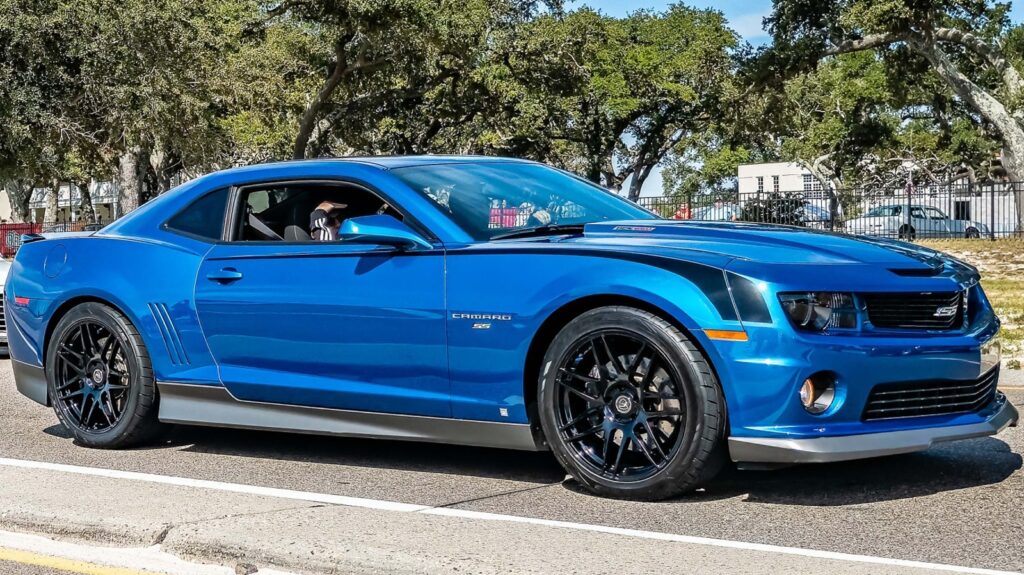 every-muscle-car-powered-by-a-general-motors-ls-v8-engine