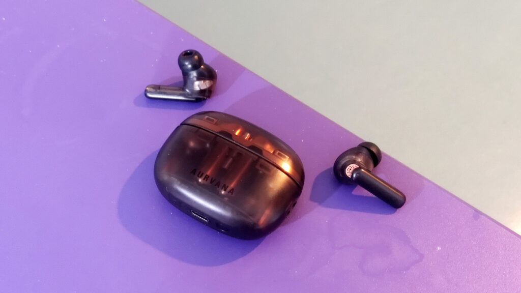 creative-aurvana-ace-2-review:-ace-sounding-earbuds-let-down-by-noise-cancelling-snafus