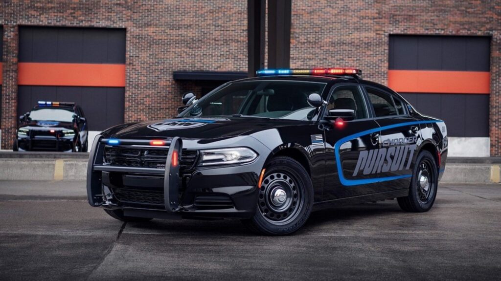 dodge-charger-pursuit:-what-makes-this-police-car-so-special?