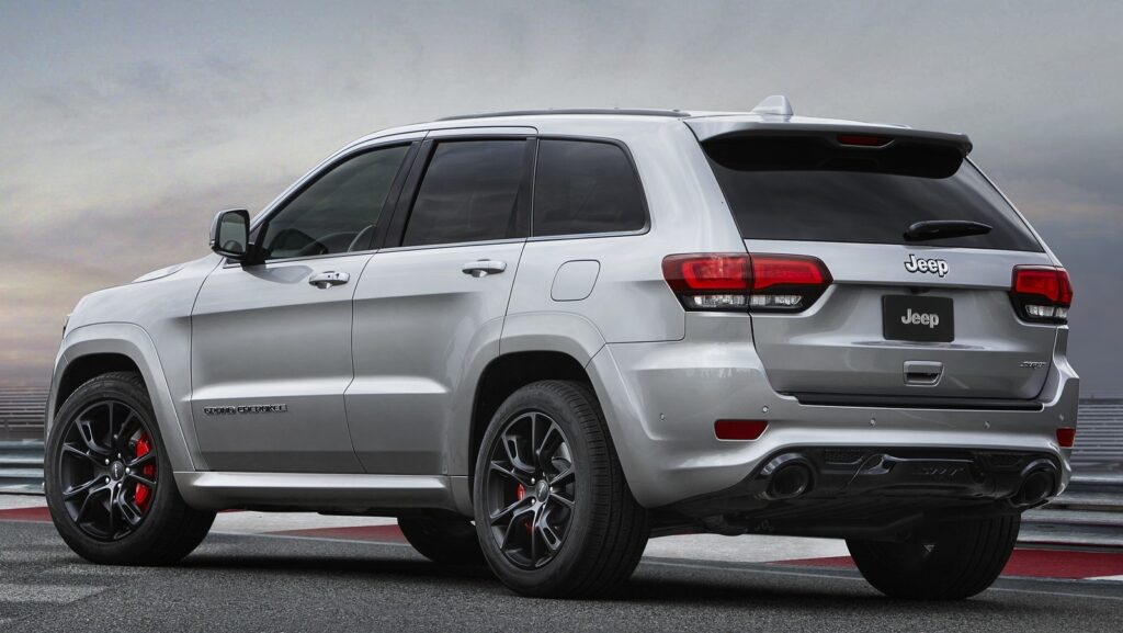 dodge-durango-srt-hellcat-vs.-jeep-grand-cherokee-trackhawk:-which-is-faster?