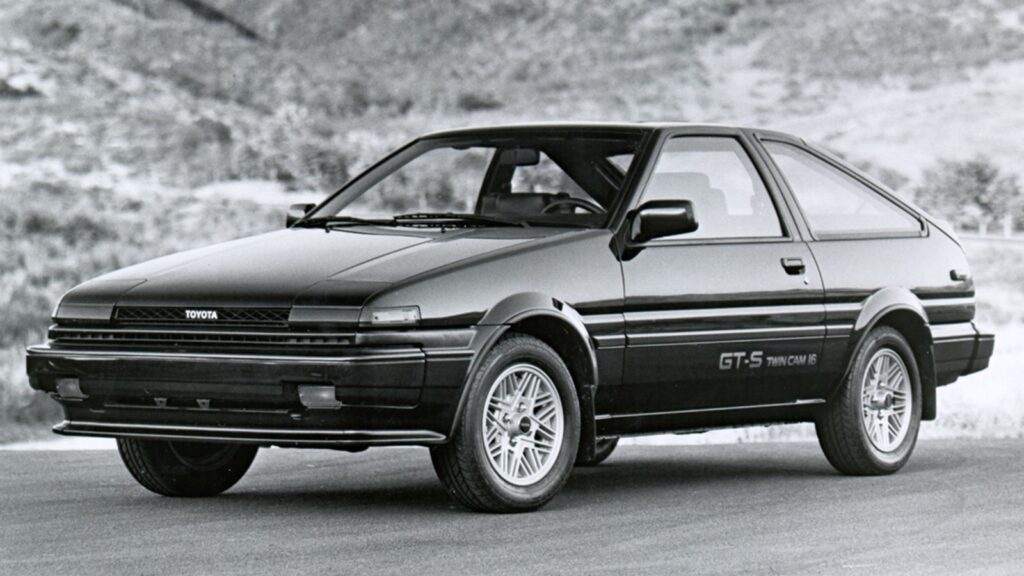 what-made-the-1985-toyota-corolla-gt-s-a-simple-but-fun-car-to-drive