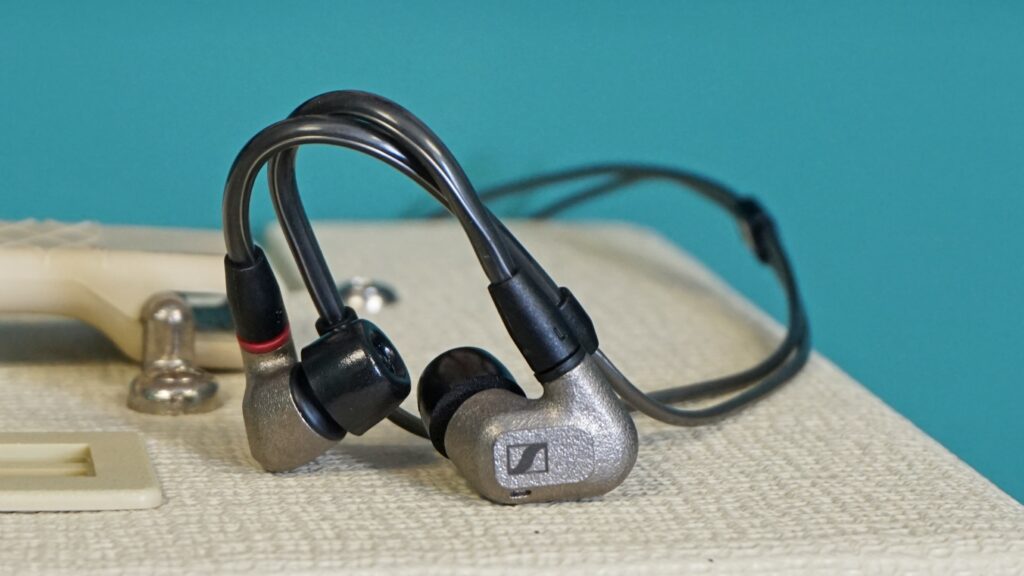 sennheiser-ie-600-review:-these-wired-earbuds-illuminate-details-you-didn’t-even-know-existed