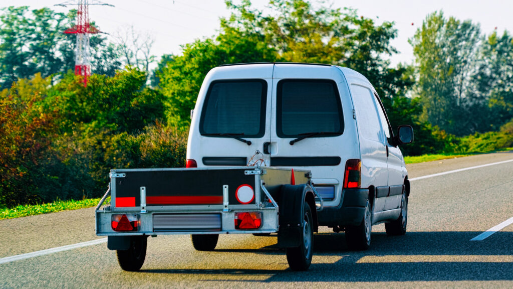 5-useful-trailer-accessories-you-can-get-at-harbor-freight