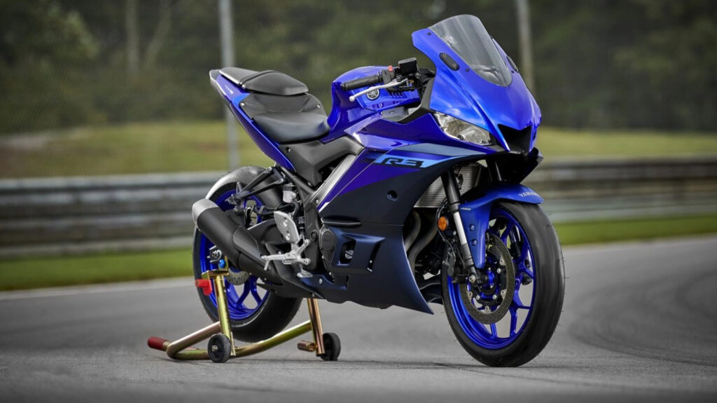 how-fast-is-the-yamaha-r3?-a-look-at-its-top-speed-and-acceleration-times