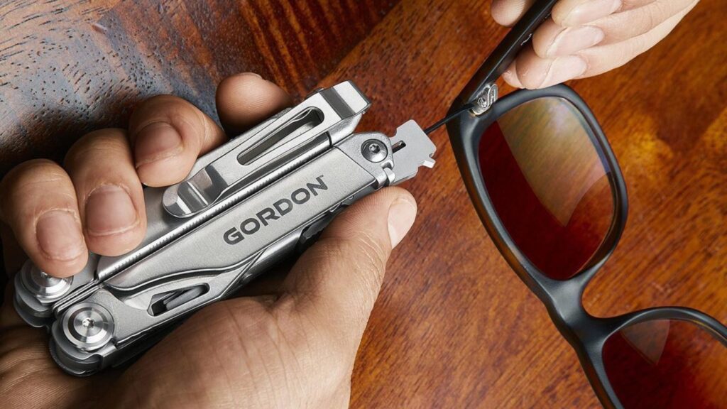 harbor-freight’s-gordon-20-in-1-multi-tool:-everything-you-need-to-know
