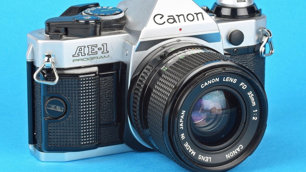 the-4-best-canon-film-cameras-for-beginner-photographers