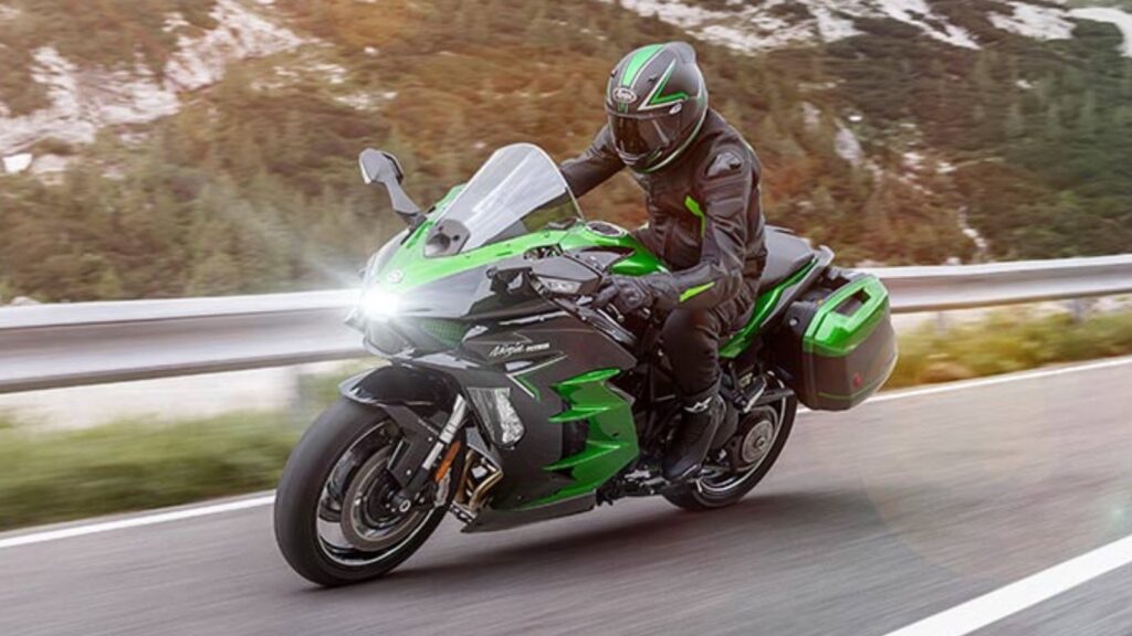 which-kawasaki-motorcycles-have-a-quick-shifter-and-how-does-it-work?