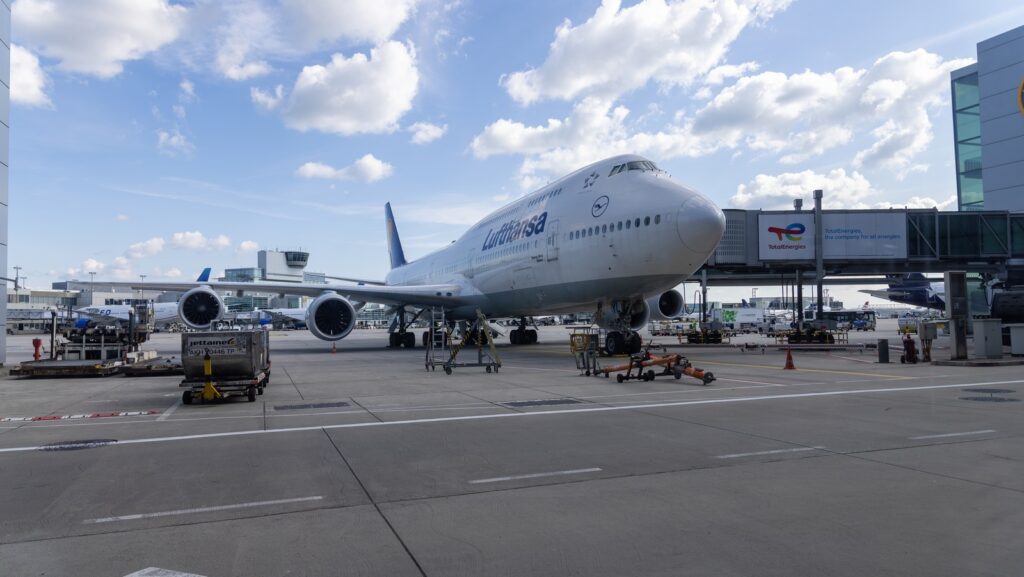 how-much-fuel-can-a-boeing-747-hold?